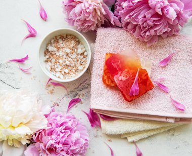 Şakayık ile Spa konsepti