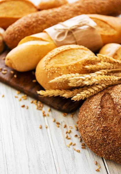 Assortimento di pane al forno — Foto Stock