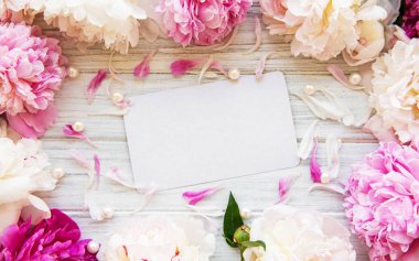 arka plan ile peonies