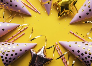 Mutlu yıllar ya da parti geçmişi