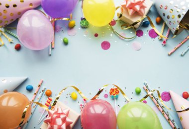 Mutlu yıllar ya da parti geçmişi