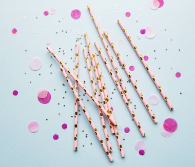 Mutlu yıllar ya da parti geçmişi