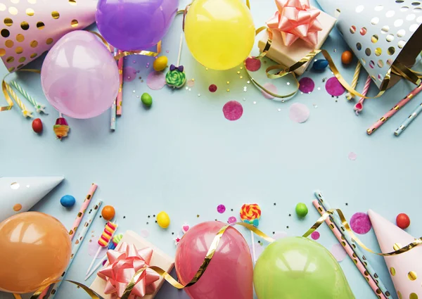 Mutlu Yıllar Parti Geçmişi Doğum Günü Balonları Konfeti Kurdeleler Mavi — Stok fotoğraf