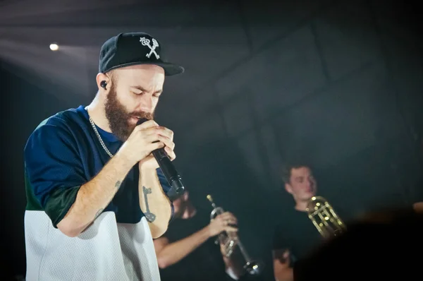 Yoann Lemoine kulüpte Cosmonavt gerçekleştirme. Sahne adı Woodkid