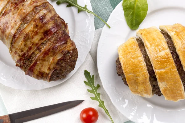 Two different meatloaf of minced meat. — Stock Photo, Image