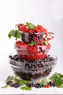 Siyah bektaşi blackcurrants ve redcurrants.
