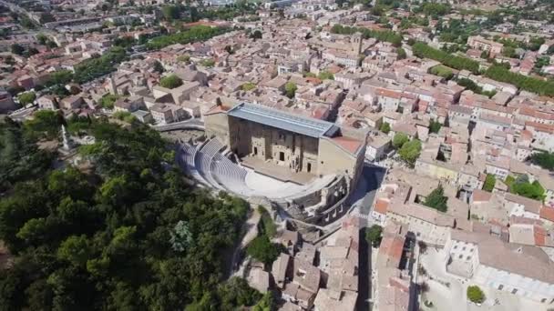 Frankrijk, Vaucluse, luchtfoto van antieke theater van Orange — Stockvideo
