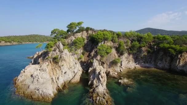 Cap Leoube, Fransa, Cote d'Azur, havadan görünümü — Stok video