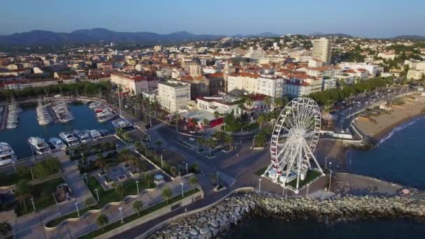 France, Cote d 'Azur, Aerial view of Cap Leoube — стоковое видео