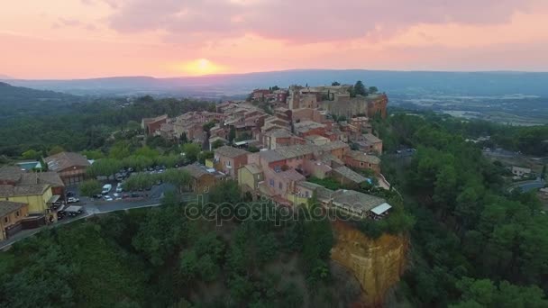 Frankrijk, Vaucluse, luchtfoto van Roussillon, — Stockvideo
