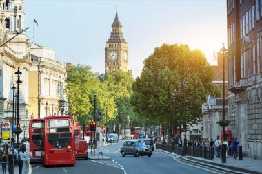 Londra, Big Ben ve Whitehall Trafalgar Meydanı'na