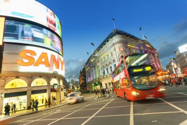 Londra, Picadilly Circus