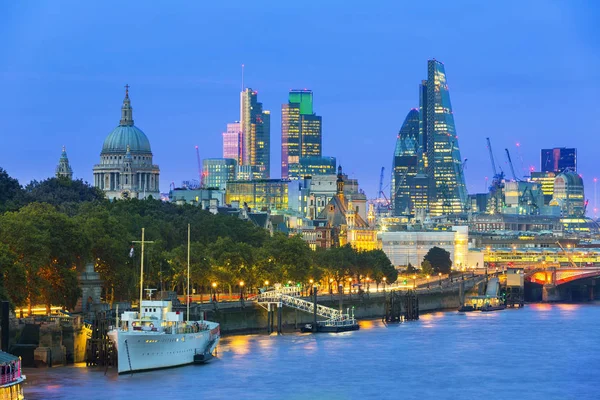 Лондонська skyline на фінансовий район — стокове фото