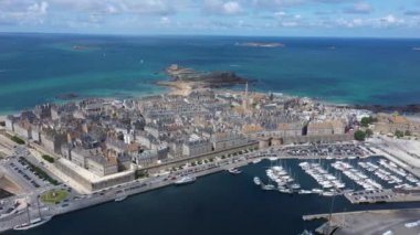 Privateers - Brittany Saint Malo, Fransa güzel şehrin havadan görünümü
