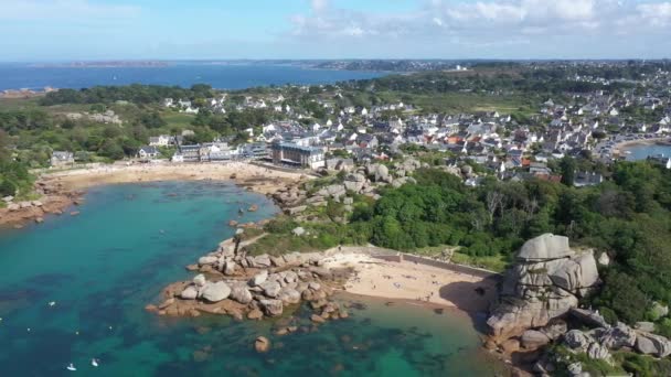 Αεροφωτογραφία Του Saint Guirec Στην Ακτή Pink Granite Στη Βρετάνη — Αρχείο Βίντεο