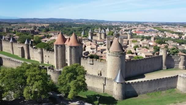 Luftaufnahme Von Carcassonne Mittelalterliche Stadt Und Festungsburg Von Oben Südfrankreich — Stockvideo