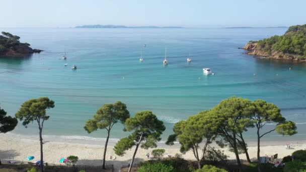 Aerial View Cap Leoube Estagnol Beach Located Bormes Les Mimosas — Stock Video