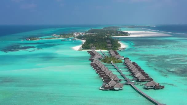 Vue Aérienne Une Île Tropicale Aux Maldives — Video