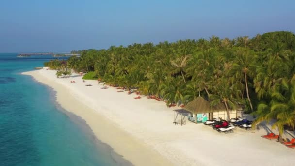 Luftaufnahme Der Tropischen Insel Auf Den Malediven — Stockvideo