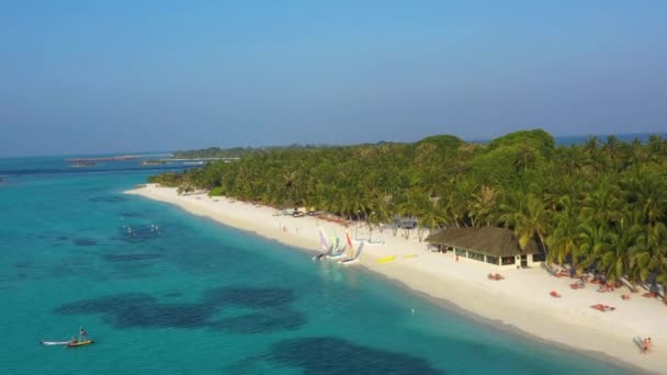 Luftaufnahme Der Tropischen Insel Auf Den Malediven — Stockvideo