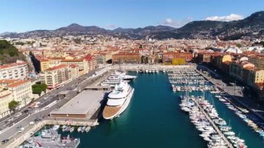 Nice Limanı 'nın hava manzarası