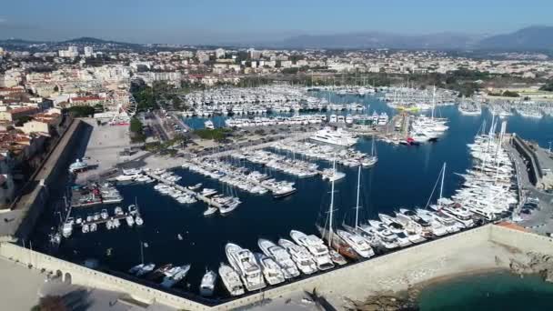Fransız Rivierası Ndaki Eski Antibes Şehrinin Havadan Görünüşü — Stok video
