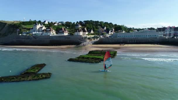 Αεροφωτογραφία Του Arromanches Les Bains Νορμανδία Γαλλία Mulberry Harbour Day — Αρχείο Βίντεο