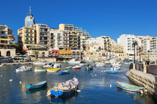 Bahía Spinola Con Restaurantes Julian Malta Mediterráneo Europa — Foto de Stock