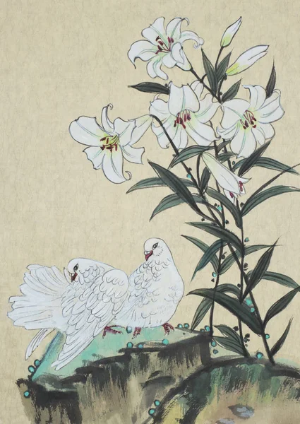 Twee witte duiven en een Witte Lelie bloem — Stockfoto