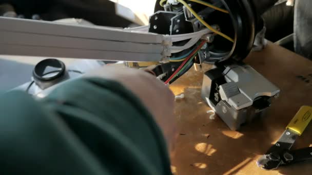拆除光纤耦合器 — 图库视频影像