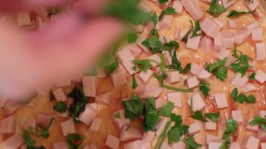 serpin peynirli pizza