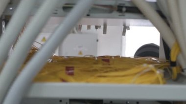 Fiber optik çapraz.