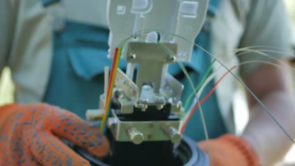 Оборудование для передачи оптических волокон — стоковое видео