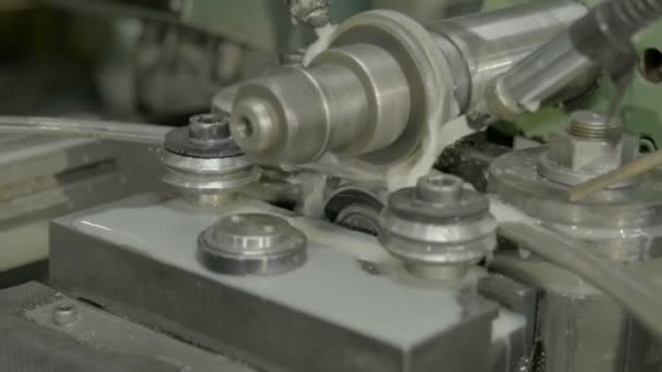 Cutting metal modern processing technology — Stock Video