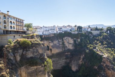 Ronda, İspanya Tajo Vadisi 'ndeki eski şehir manzarası