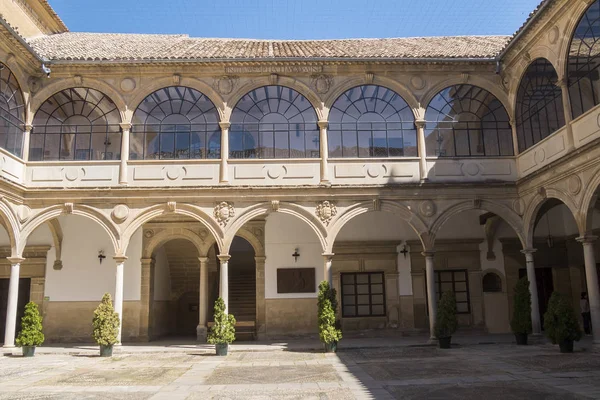 San Juan Evangelista Üniversitesi chapel cloister, eski Üniversitesi,