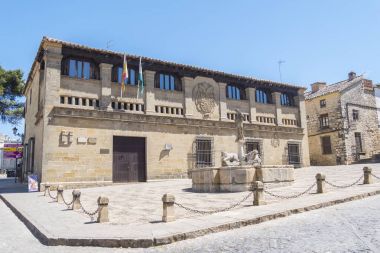 Eski kasaplar, Populo kare, mahkemeler aslında, Baeza, Jaen, Spai