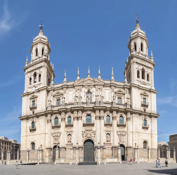 Jaen Antagande katedralens främsta fasad, Spanien — Stockfoto