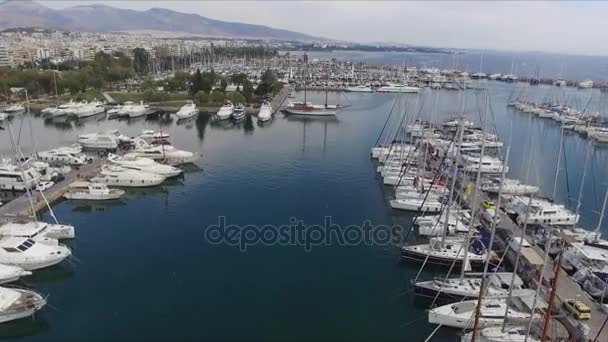 Яхтинг в красиві Греції — стокове відео