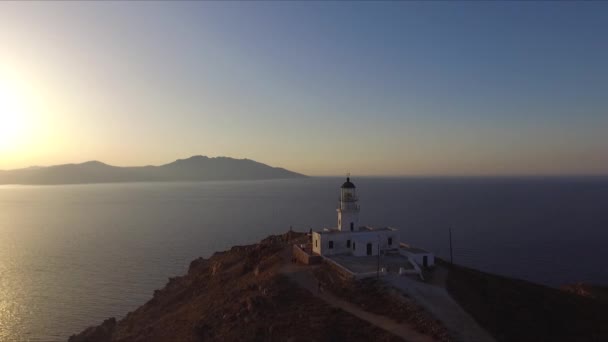 Mykonos vuurtoren in Griekenland — Stockvideo