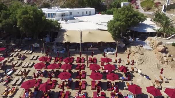 ギリシャのミコノス島のビーチ — ストック動画
