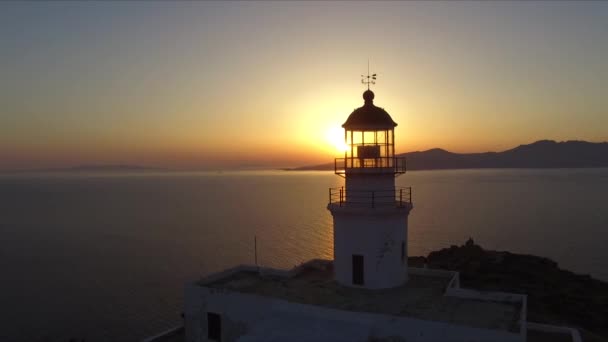 Mykonos vuurtoren in Griekenland — Stockvideo