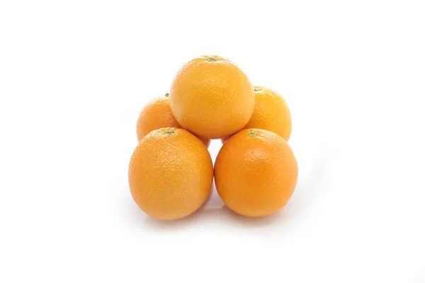 Fruto naranja aislado sobre fondo blanco —  Fotos de Stock