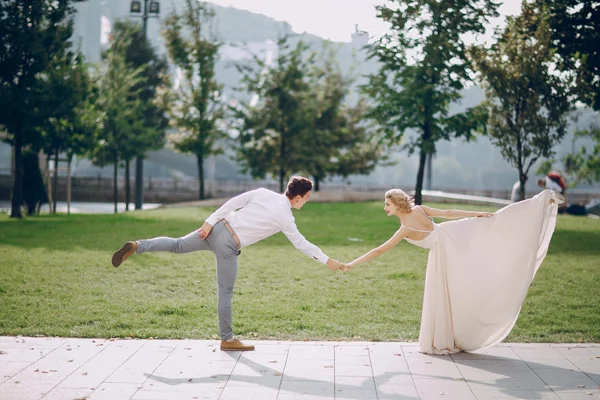 Hochzeitstag in Budapest — Stockfoto