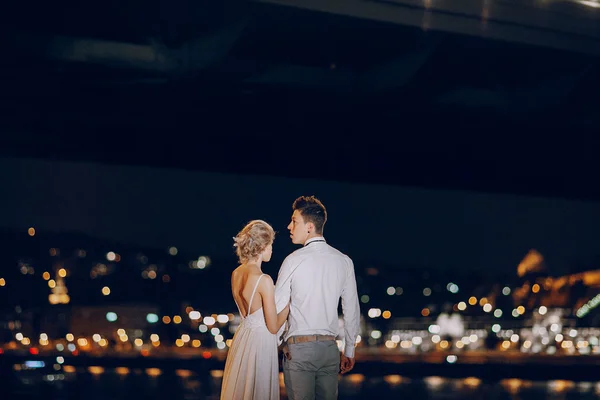 Wedding day in Budapest — Stock Photo, Image