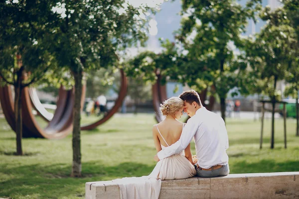 Giorno del matrimonio a Budapest — Foto Stock