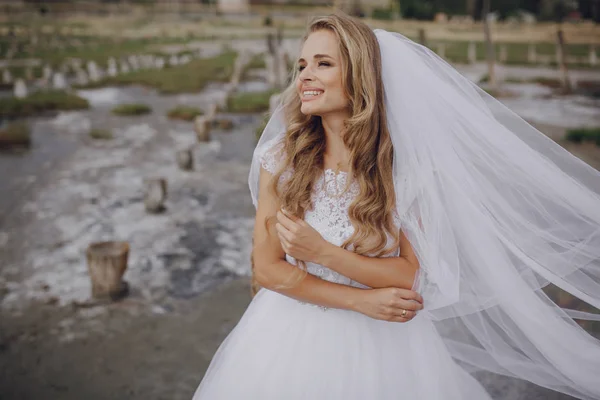 День свадьбы в Одессе — стоковое фото