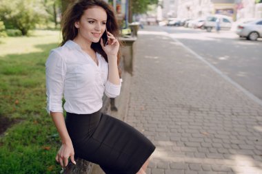 iş kadını becerikli alet sahiptir