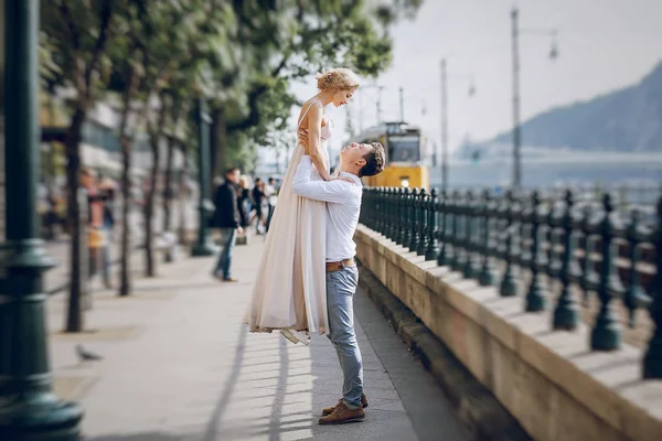 Dia do casamento em Budapeste — Fotografia de Stock