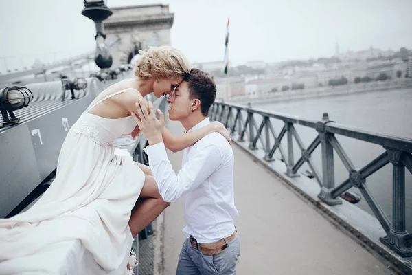 Dia do casamento em Budapeste — Fotografia de Stock